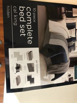 Bedskirt only brand new