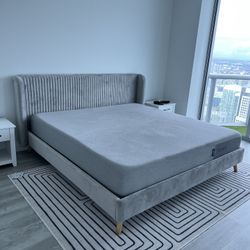 King Bed Frame & Mattress 