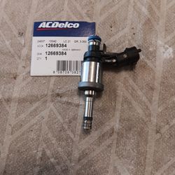 Indirect Fuel Injector Assembly GM OEM new One For $60 Or Six For$340