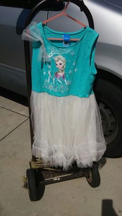 Elsa's dress size 16
