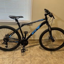 GT Aggressor Pro Mountain Bike 