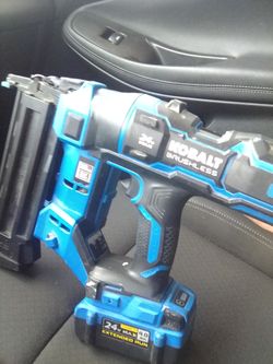 Kobalt Brad Nailer KNA-124b -03