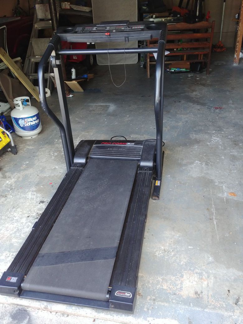 Pro-form L18 Treadmill