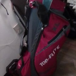 XL Size Top Flight Golf Bag And Golf Club Set 10 Clubs Includes 120 $ Putter