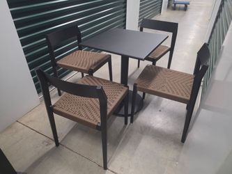 Ratana Cafe/Coffee Shop Style Outdoor Chair & Table Set