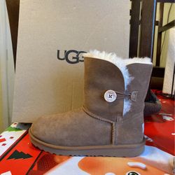 New UGG kids