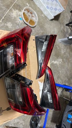 2022 honda civic tail lights