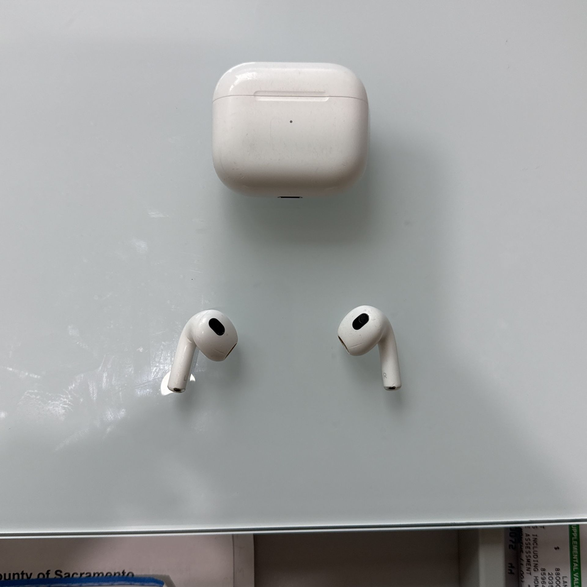 Apple AirPods 4 (Bluetooth)