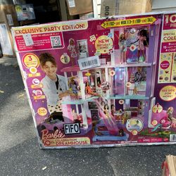 Barbie Deluxe Special Edition 60th DreamHouse Playset with 2 Dolls, Car & 100+ Pieces 