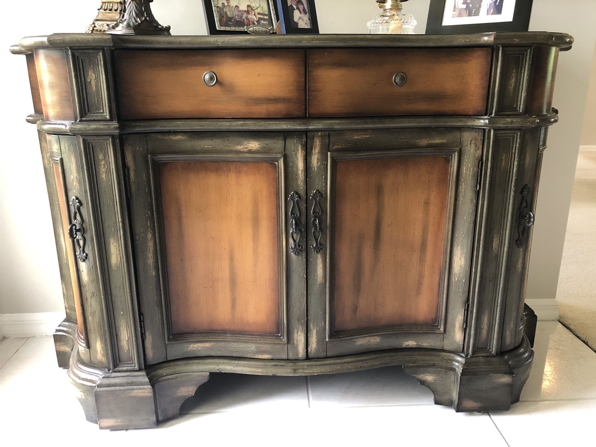 Credenza