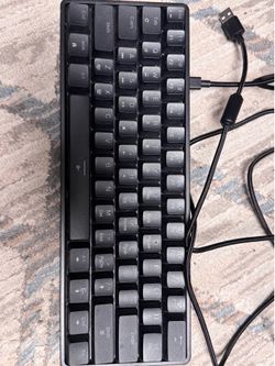 2 Keyboards 1 Razer Mouse