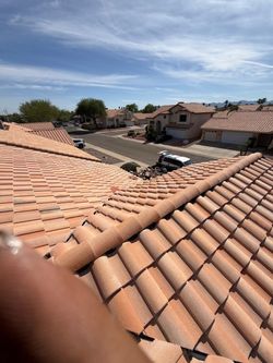 ROOF/Tiles/Shingles