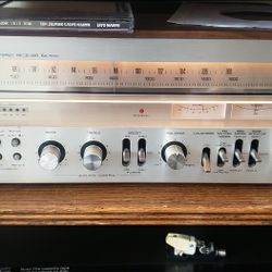 Vintage techniques a 500 stereo receiver in great condition sounds awesome 55 W per channel $400