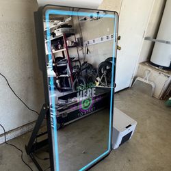 Mirror Photobooth