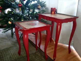 Xmas nesting tables