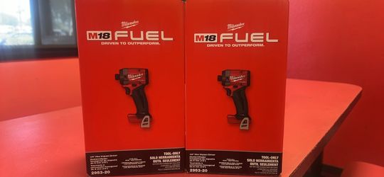 Milwaukee M18 FUEL 1/4" Hex Impact Driver (2-Pack)