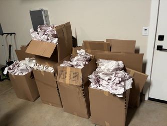 Moving boxes 📦 FREE