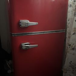 vintage mini fridge