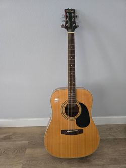 Mitchell md100 steel string guitar