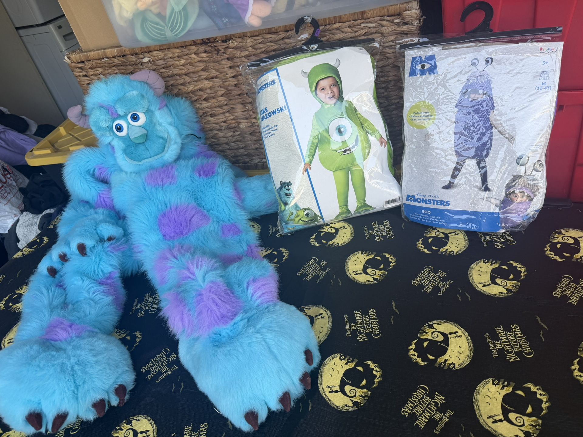 Moster Inc Costumes For Kid Sully Size Small Like 7/8  It’s 100.00 Mike Size 5/6 T It’s 60.00 And Boo Size3/4 T It’s 60.00 