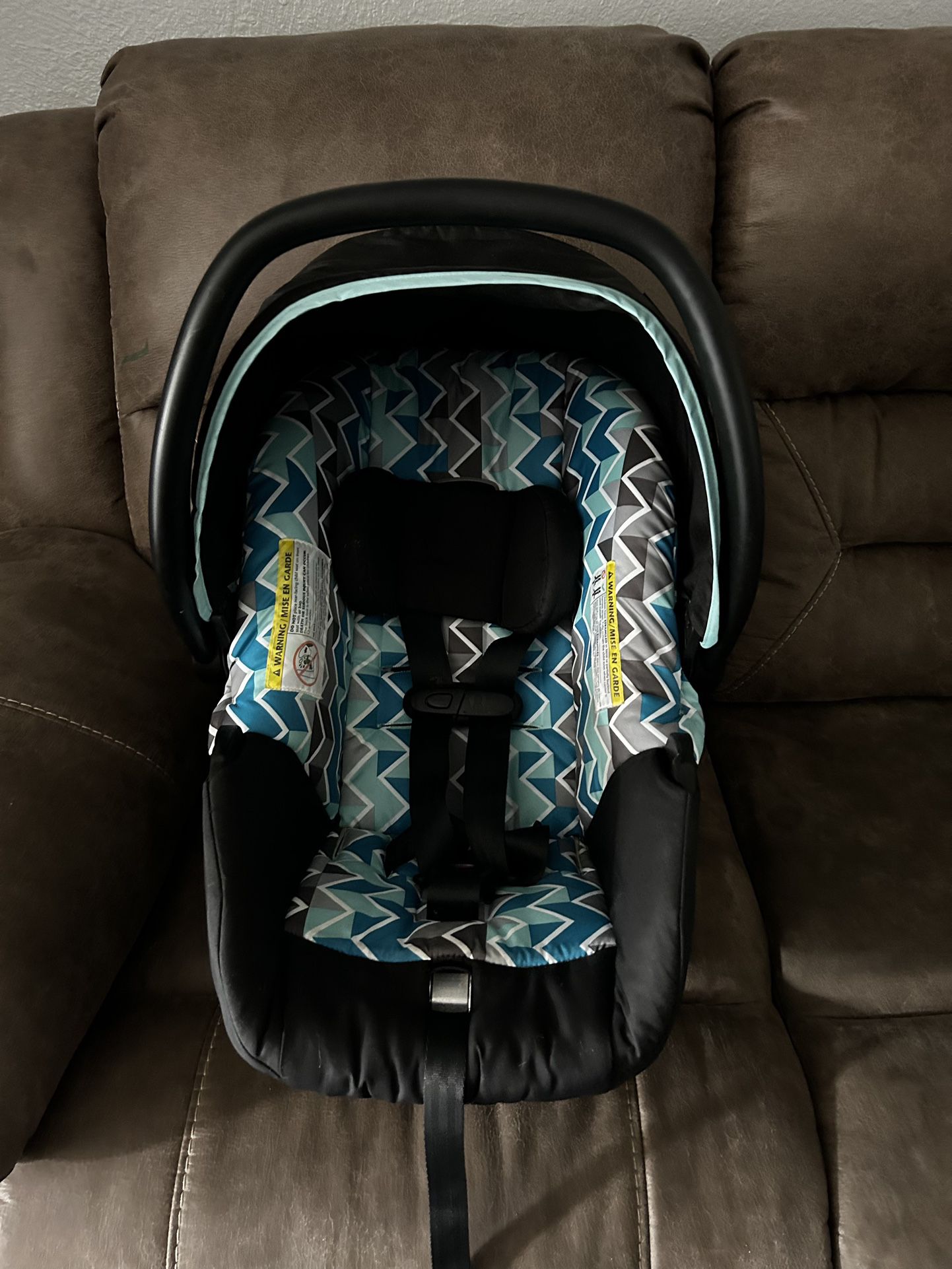 Evenflo infant baby Car Seat 