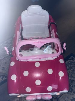 Minnie Mouse kids car