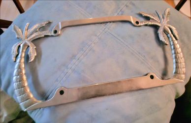 Palm Tree Metal License Plate Frame