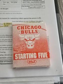 Rare Michael Jordan  gold card in the box