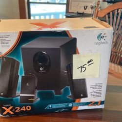 Logitech X-240