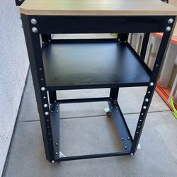 Work table with glide rollers