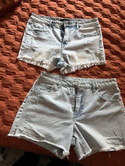Ladies Shorts    Crop Top