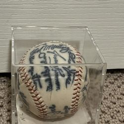 1973 NY Mets NL Champs Autographed Baseball (Mays, Seaver, Berra)
