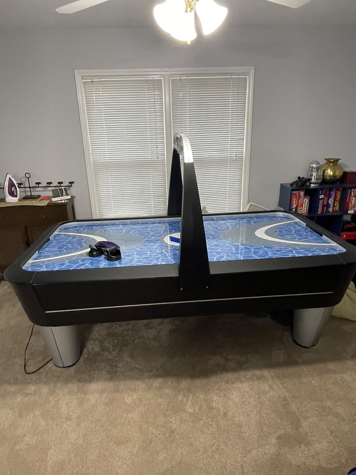 Air Hockey Table