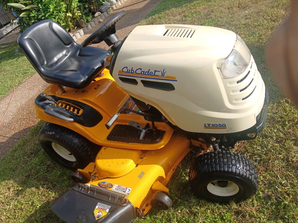Cub Cadet Lawn Mower