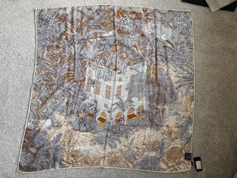 Silk scarf (70% Wool + 30% Mulberry Silk)