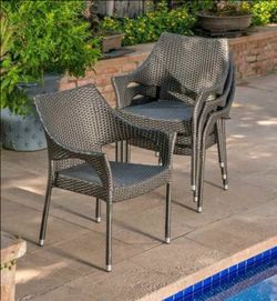 4 outdoor patio wicker stackable chairs