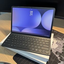 Samsung Galaxy Tab s 10+ w Pen + Keyboard Cover