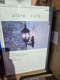 Outdoor wall light