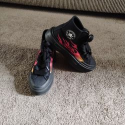 Size 6 Women's Sneakers (BUNDLING AVAILABLE)