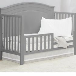 Berkley Round Top Crib 