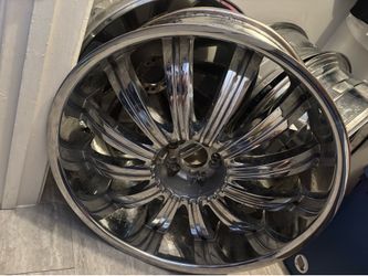 24” CHROME RIMS
