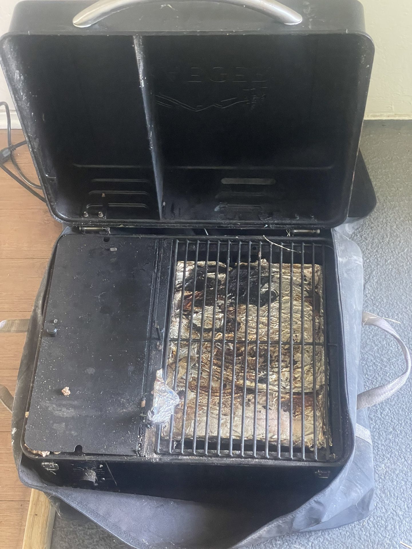 Traeger Scout Portable Electric Smoker 💨 🍖