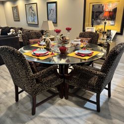 Dining Room Table 