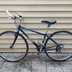 Trek 750 28" 700c 21-Speed Hybrid Commuter/Road Bike - Light Low 12" Frame - Easy Grip Shift - TUNED - Specialized Stand (MSRP $420)