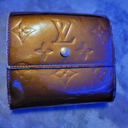 Lv Monogram Short Snap Wallet 