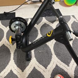 Indoor Bike trainer CycleOps  Negotiable
