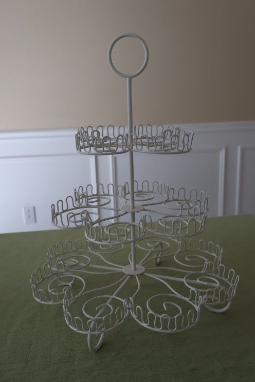 Vintage Cupcake Stand Perfect For Tea Parties!