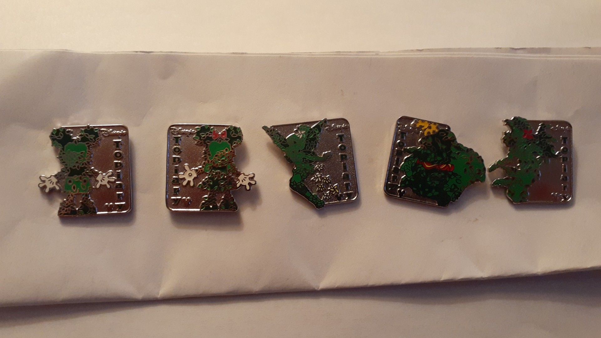 AUTHENTIC DISNEY PARKS HIDDEN MICKEY TOPIARY PIN SET 1 THROUGH 5 FULL SET 2007