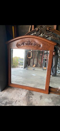 Wood mirror