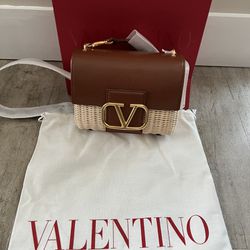 Valentino STUD SIGN WICKER SHOULDER BAG for Sale in Miami